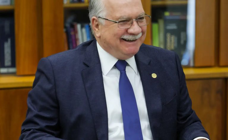STF: Fachin defende atuação de Moraes nos inquéritos da trama golpista