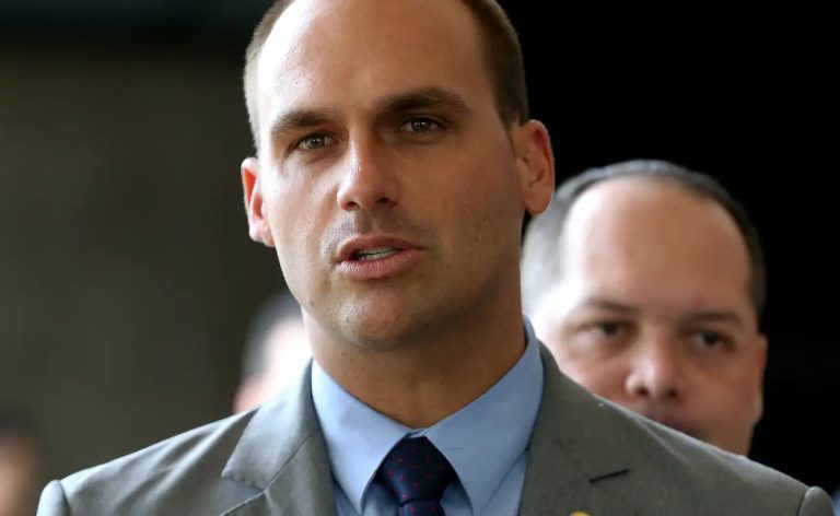 STF conclui julgamento e torna Eduardo Bolsonaro réu