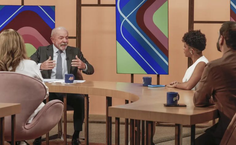 "Vamos ver quem é quem", diz Lula sobre redução da jornada de trabalho