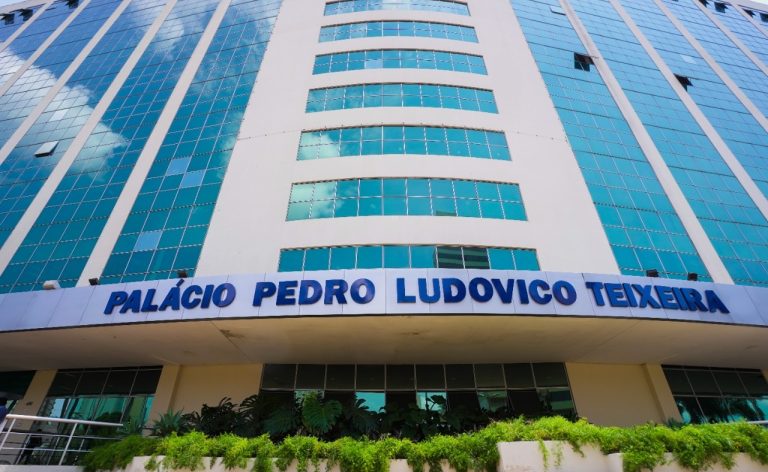 O que abre e fecha no feriado prolongado de Carnaval