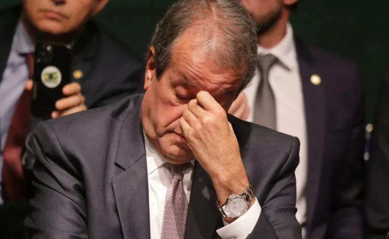 presidente-do-PL-Valdemar-Costa-Neto-declara-terem-sido-feitas-verificacoes-nas-urnas-eletronicas-e-que-consta-em-relatorio-indicios-de-falhas-1